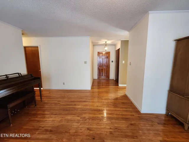 $349,900 | 1506 Ridgeway Circle, Athens, TN 37303