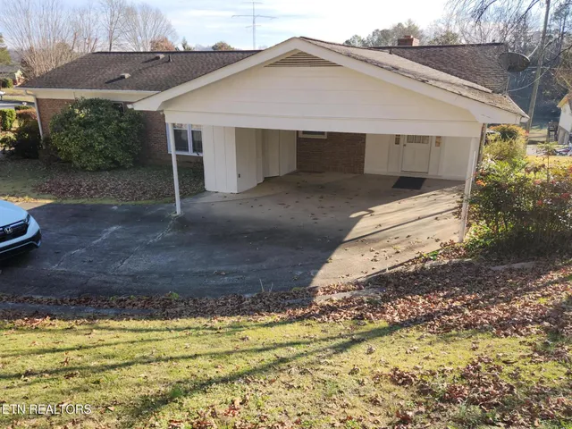 $349,900 | 1506 Ridgeway Circle, Athens, TN 37303