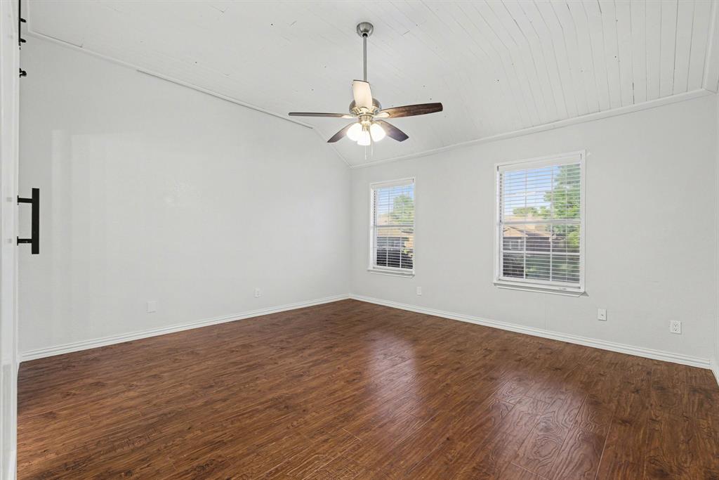 2080 Briarcliff Road Lewisville, TX 75067 - Photo 12 of 23
