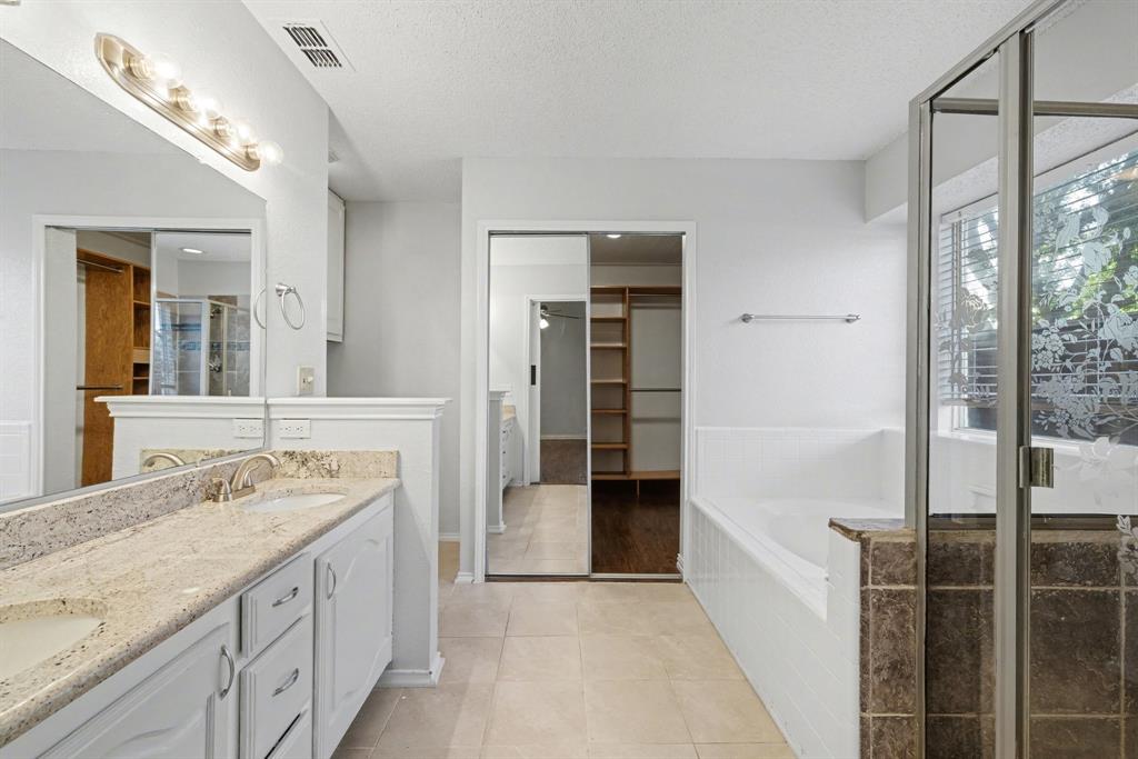 2080 Briarcliff Road Lewisville, TX 75067 - Photo 13 of 23