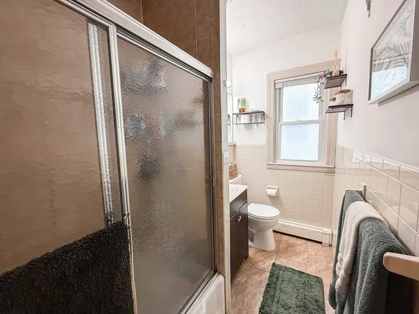 $2,600 | 10 Hunnewell Avenue, Unit 10, Boston, MA 02135