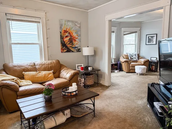 $2,600 | 10 Hunnewell Avenue, Unit 10, Boston, MA 02135