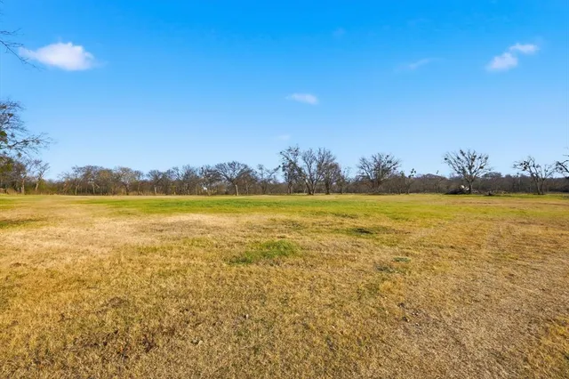 $599,000 | 1401 South Walnut Street, Cleburne, TX 76033