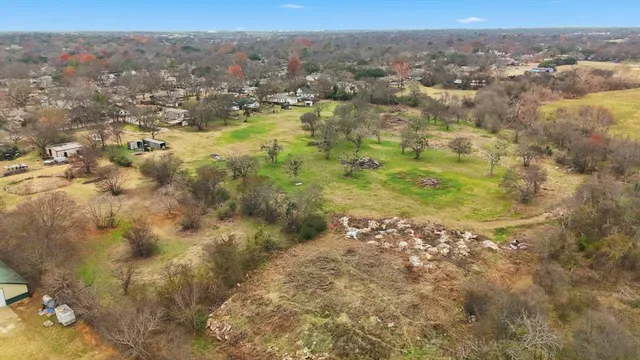 $599,000 | 1401 South Walnut Street, Cleburne, TX 76033