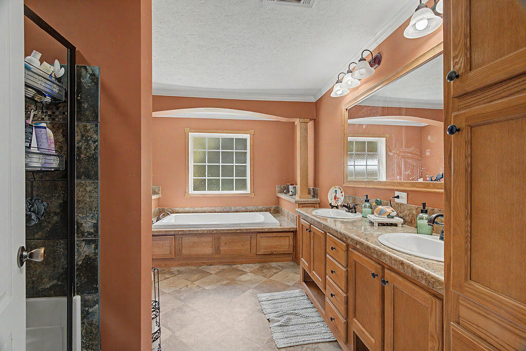 12080 Johnson Mill Road Crofton, KY 42217 - Photo 29 of 35 DSC05468