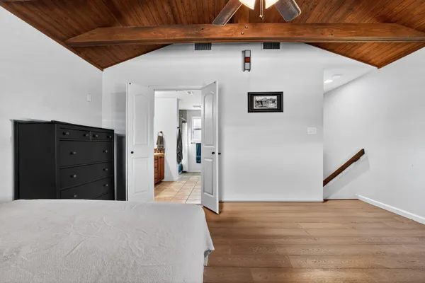 a view of a walk in closet