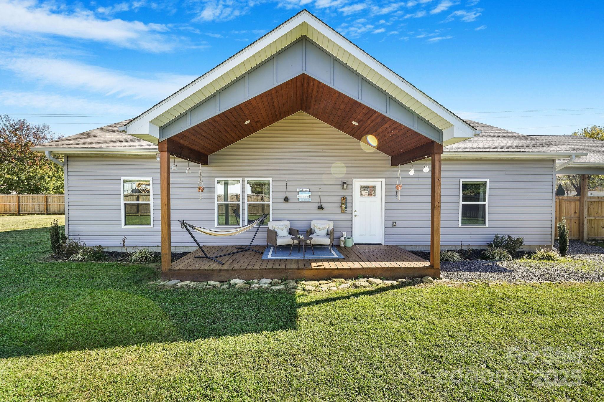 41 Utah Mountain Road Waynesville, NC 28785 - Photo 1 of 43 Gallery Image 1