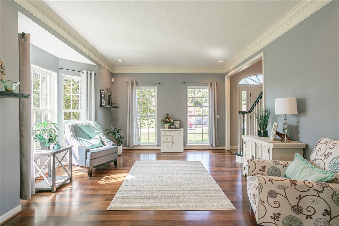 4 Chadwick Manor Perinton, NY 14450 - Photo 17 of 47 Beautiful Living space