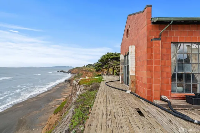 $1,550,000 | 100 Palmetto Avenue, Pacifica, CA 94044