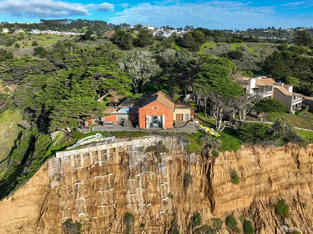 $1,550,000 | 100 Palmetto Avenue, Pacifica, CA 94044