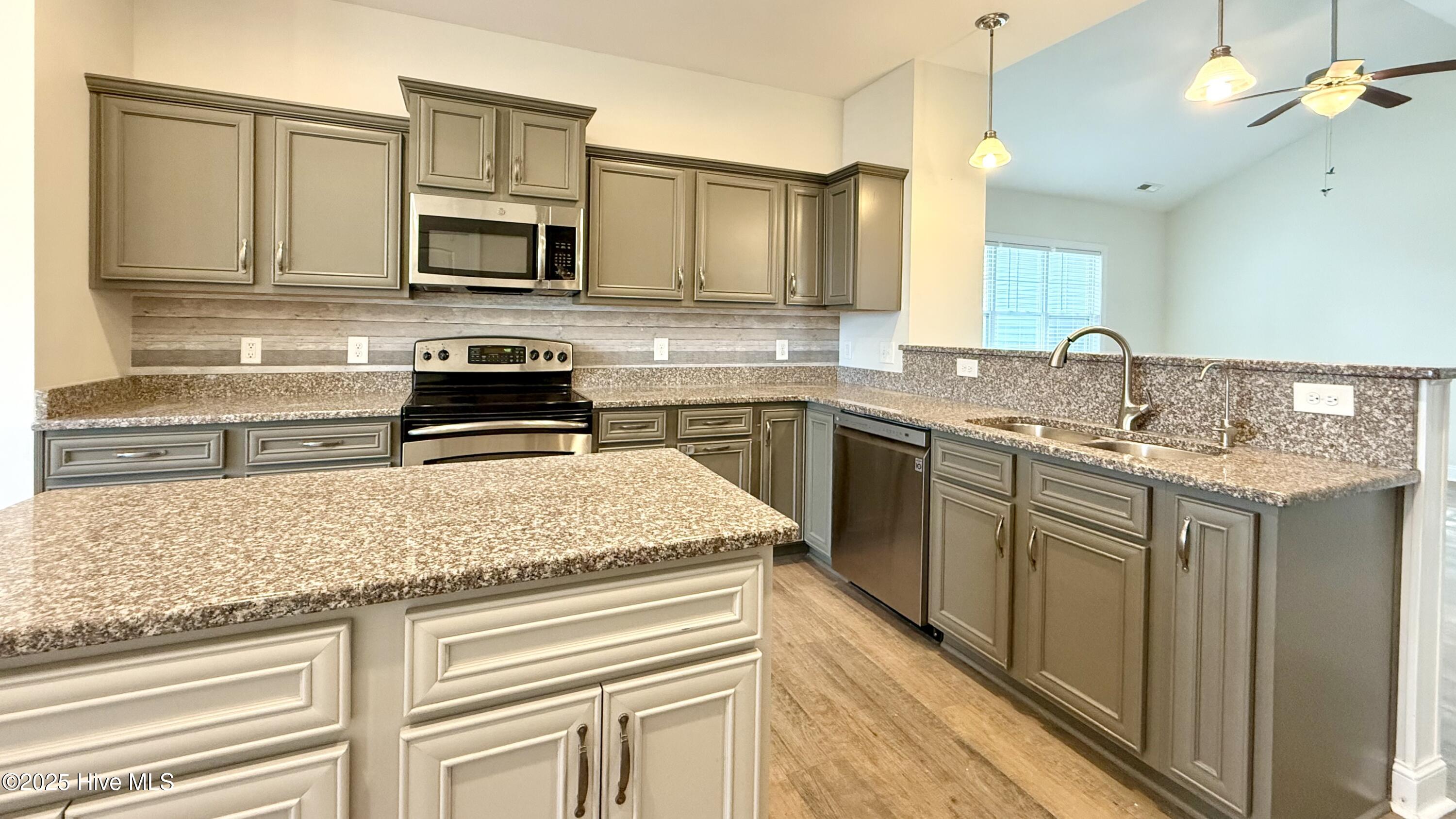 87 Strut Way Rocky Point, NC 28457 - Photo 11 of 38 IMG_3311