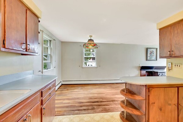 27 Samoset Road Woburn, MA 01801 - Photo 12 of 23