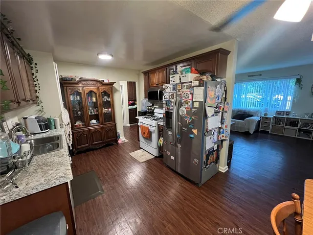 $2,200 | 221 North San Gabriel Avenue, Unit D, Azusa, CA 91702