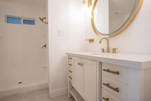 $444,990 | 85 Acacia Drive, Sanger, CA 93657