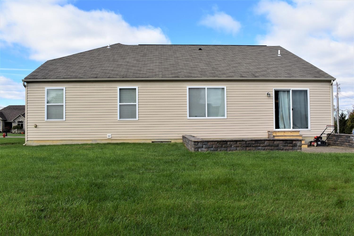 220 Scholl Road Franklin, OH 45005 - Photo 2 of 26 Gallery Image 2