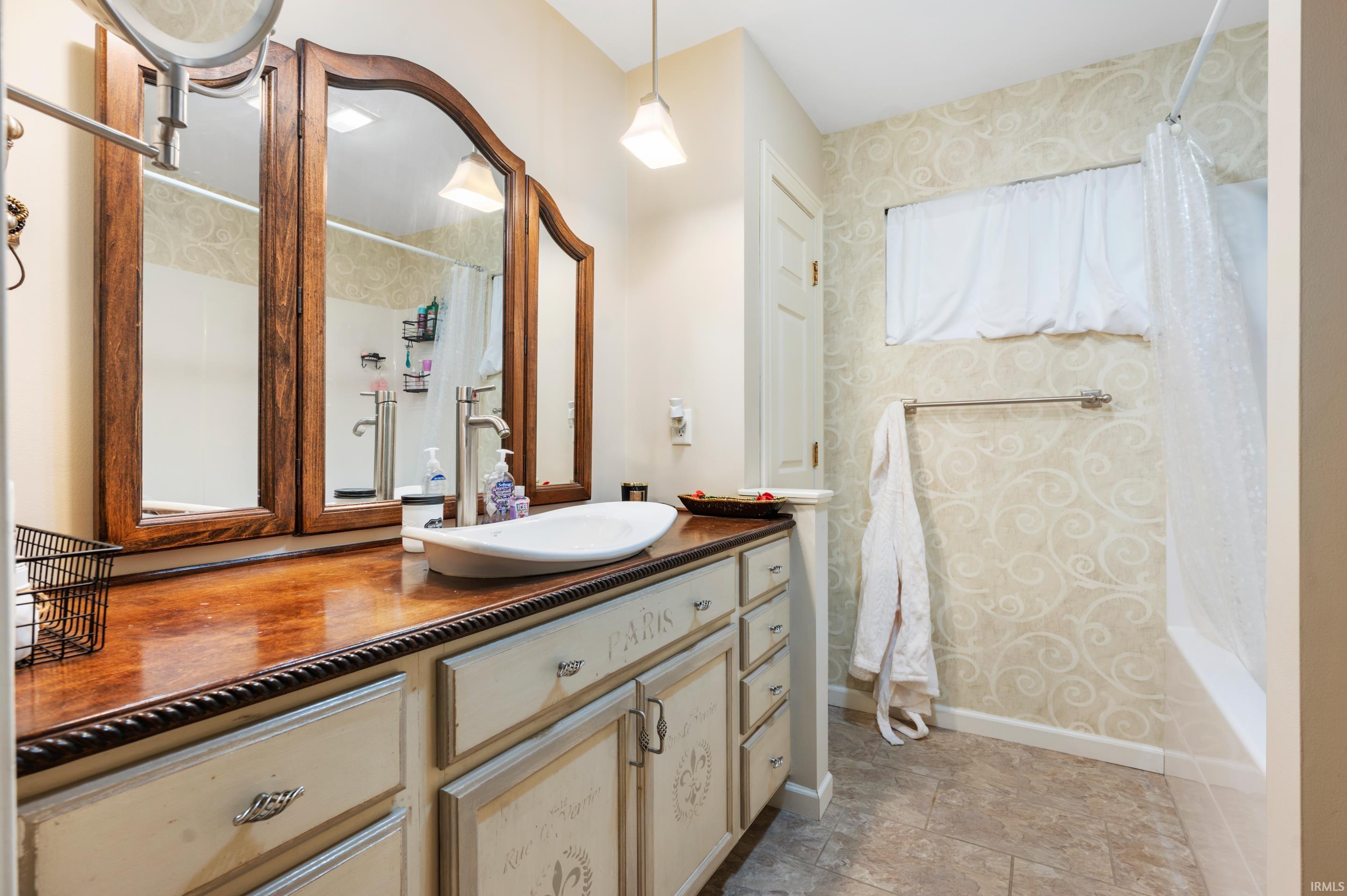 10320 North Sharp Bend Road Albany, IN 47320 - Photo 14 of 19 Gallery Image 14