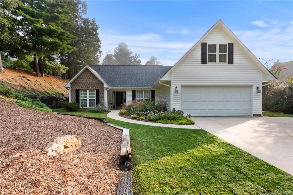 11 Lovers Loop Road Asheville, NC 28803 - Photo 2 of 37 Gallery Image 2