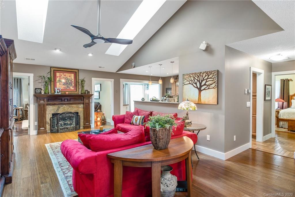 11 Lovers Loop Road Asheville, NC 28803 - Photo 11 of 37 Gallery Image 11