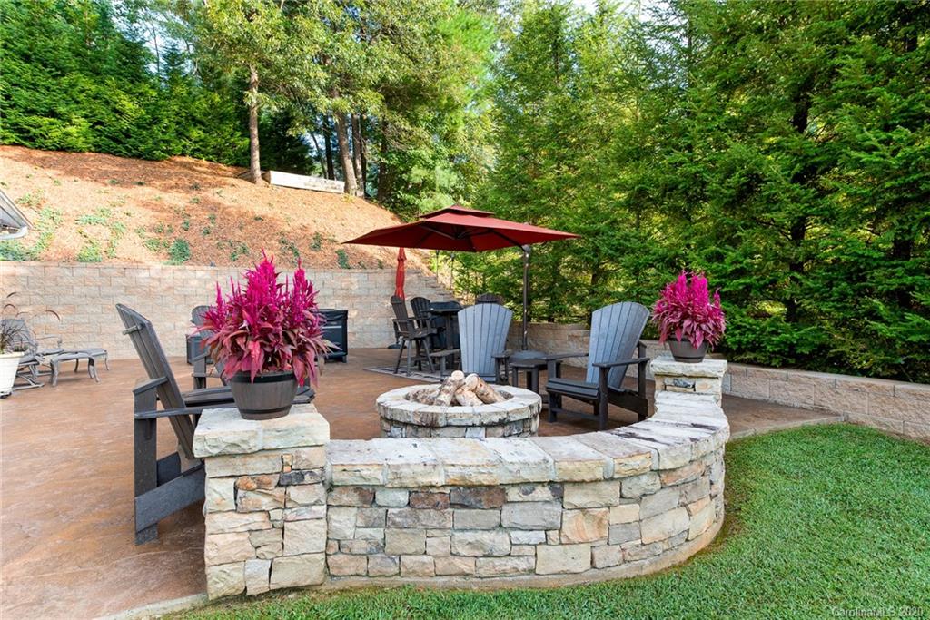 11 Lovers Loop Road Asheville, NC 28803 - Photo 34 of 37 Gallery Image 34