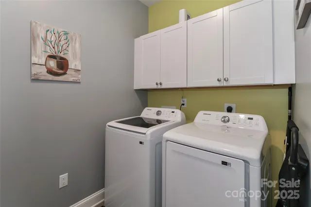 $359,000 | 105 North Sina Street, Troutman, NC 28166