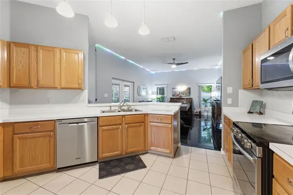 $475,000 | 1813 Crosswell Court, Orlando, FL 32837