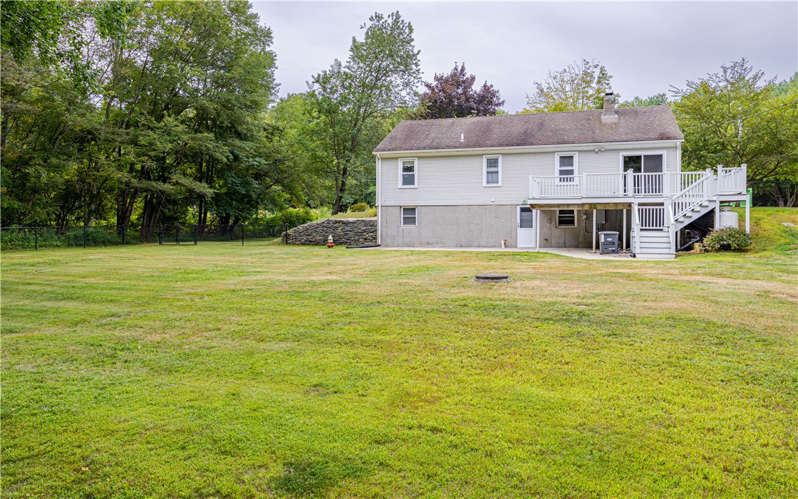 989 Putnam Pike Glocester, RI 02814 - Photo 6 of 31