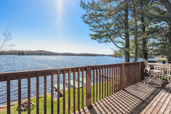 $899,000 | 12 Stiles Avenue, Spencer, MA 01562