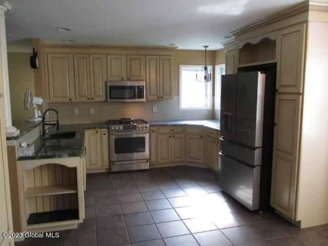 48 Sheraton Lane Queensbury, NY 12804 - Photo 36 of 57 IMG_5137