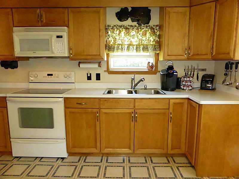 33 Little Falls Road Hollis Center, ME 04042 - Photo 10 of 21 Kitchen.