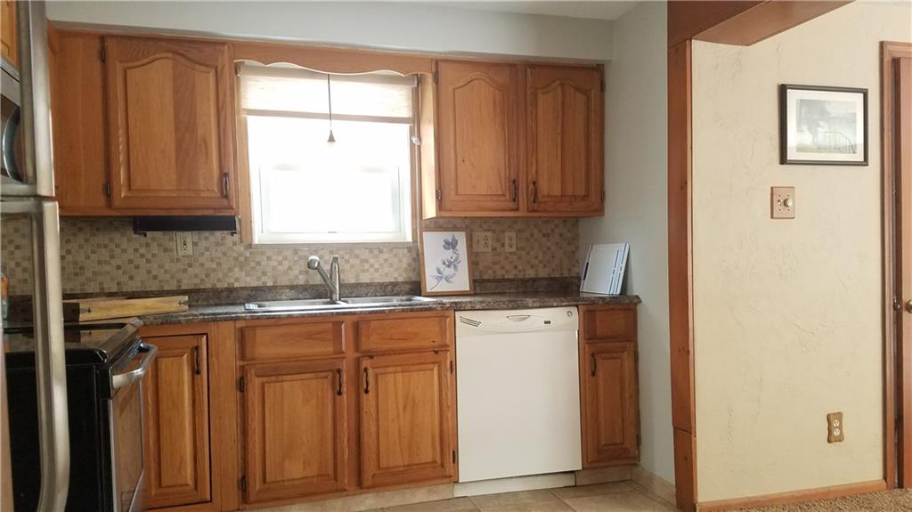 491 Old Farm Road Pittsburgh, PA 15228 - Photo 14 of 23