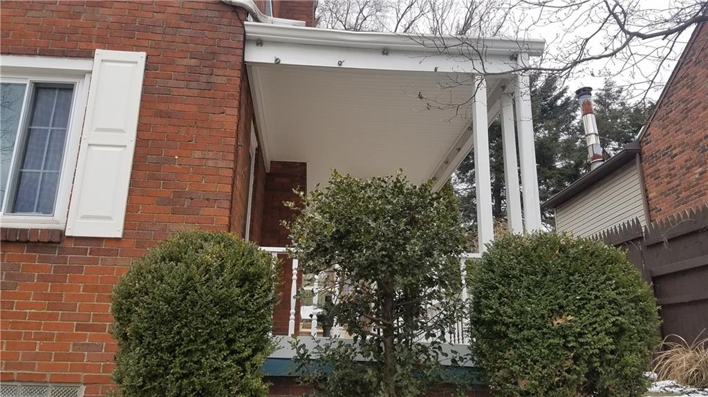 491 Old Farm Road Pittsburgh, PA 15228 - Photo 20 of 23 Side porch