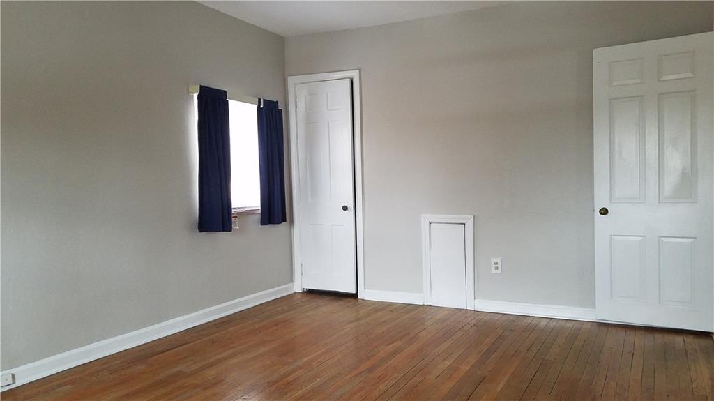491 Old Farm Road Pittsburgh, PA 15228 - Photo 10 of 23 Extra large 2nd bedroom