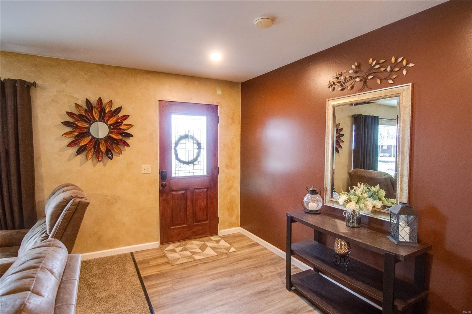 211 Lakeside Drive Bethalto, IL 62010 - Photo 16 of 52