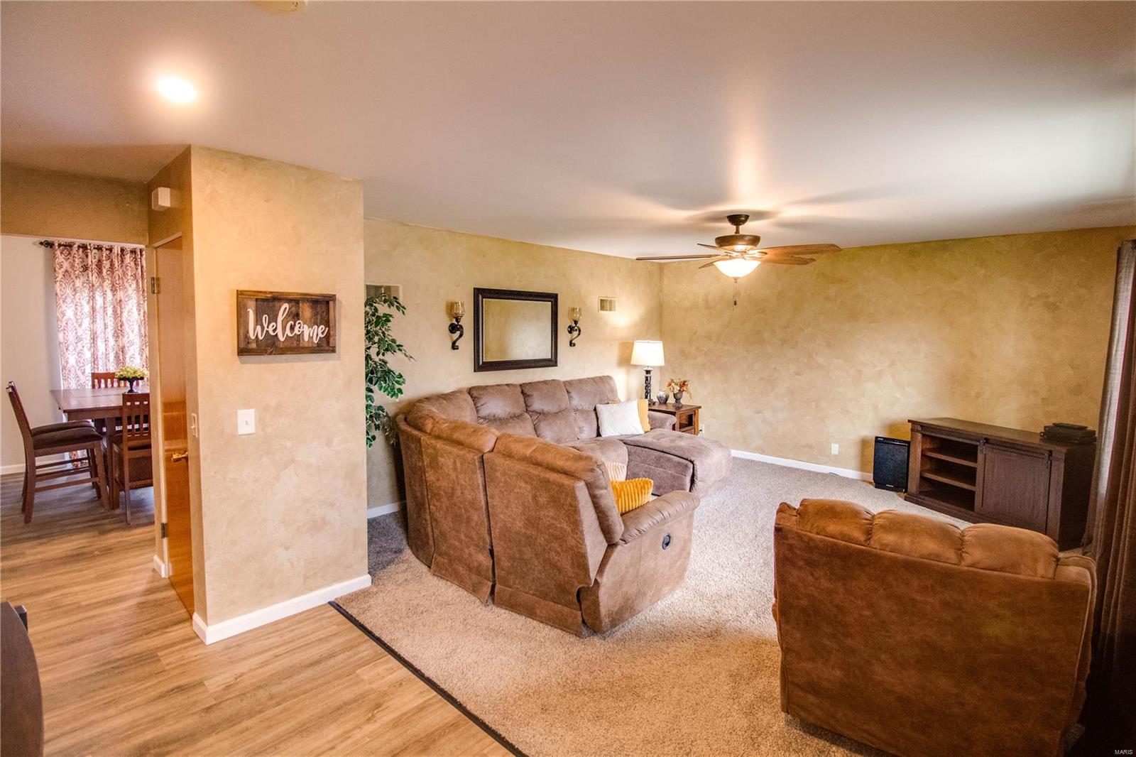 211 Lakeside Drive Bethalto, IL 62010 - Photo 17 of 52