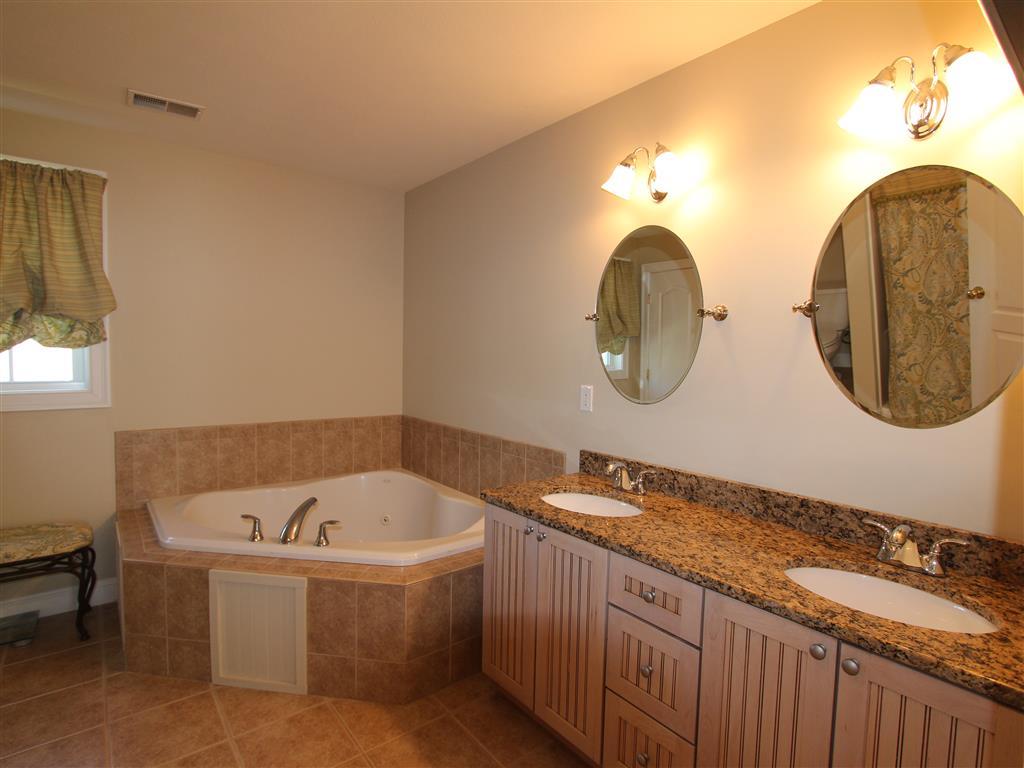 16 Clarke Farm Road Windham, NH 03087 - Photo 13 of 23