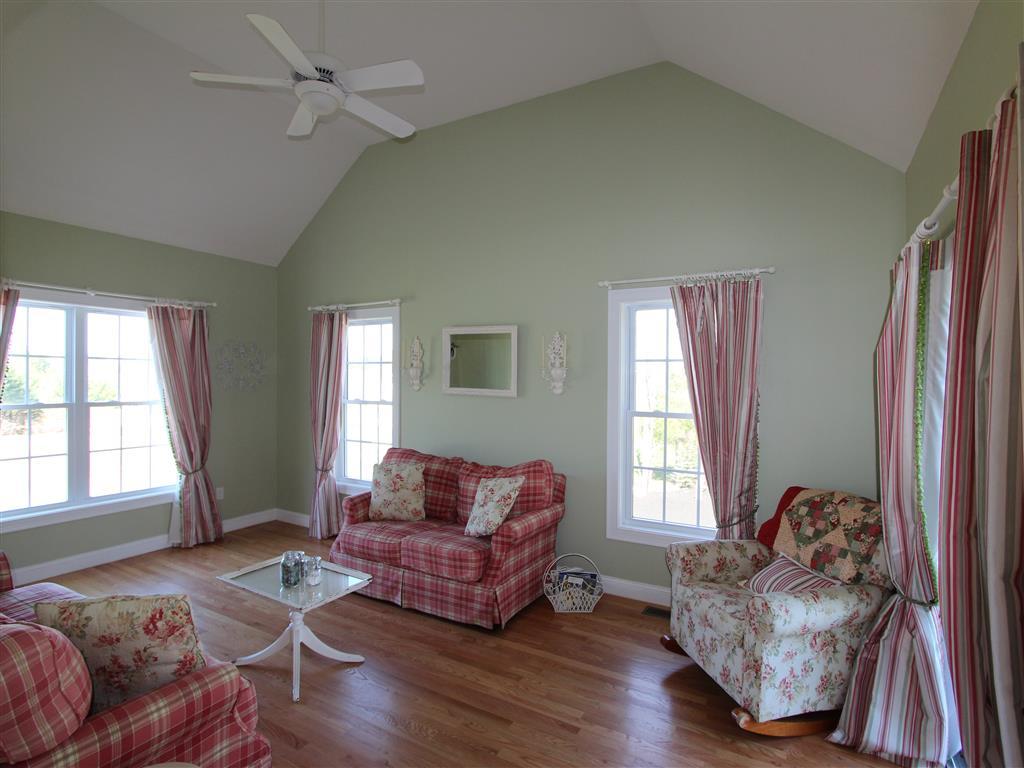 16 Clarke Farm Road Windham, NH 03087 - Photo 9 of 23