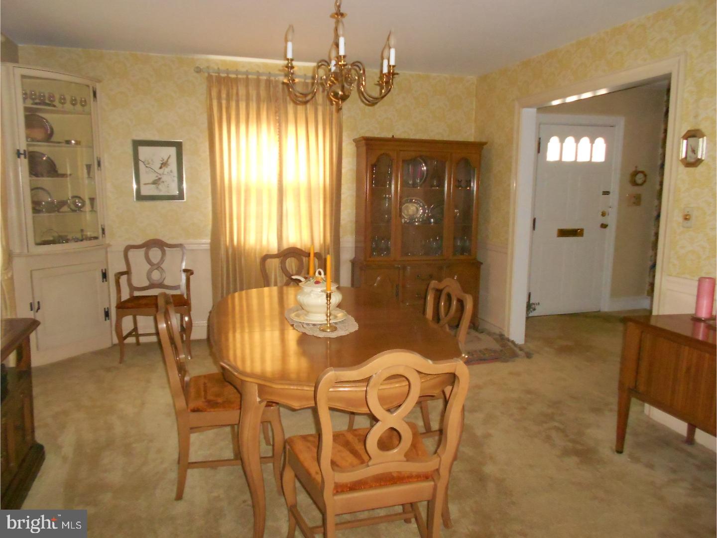 102 Old Oak Road Newark, DE 19711 - Photo 7 of 15 Dining Room