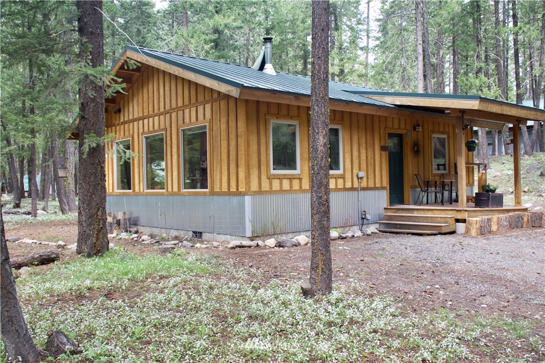 4 Rainbow Road Mazama, WA 98833 - Photo 1 of 25 Gallery Image 1