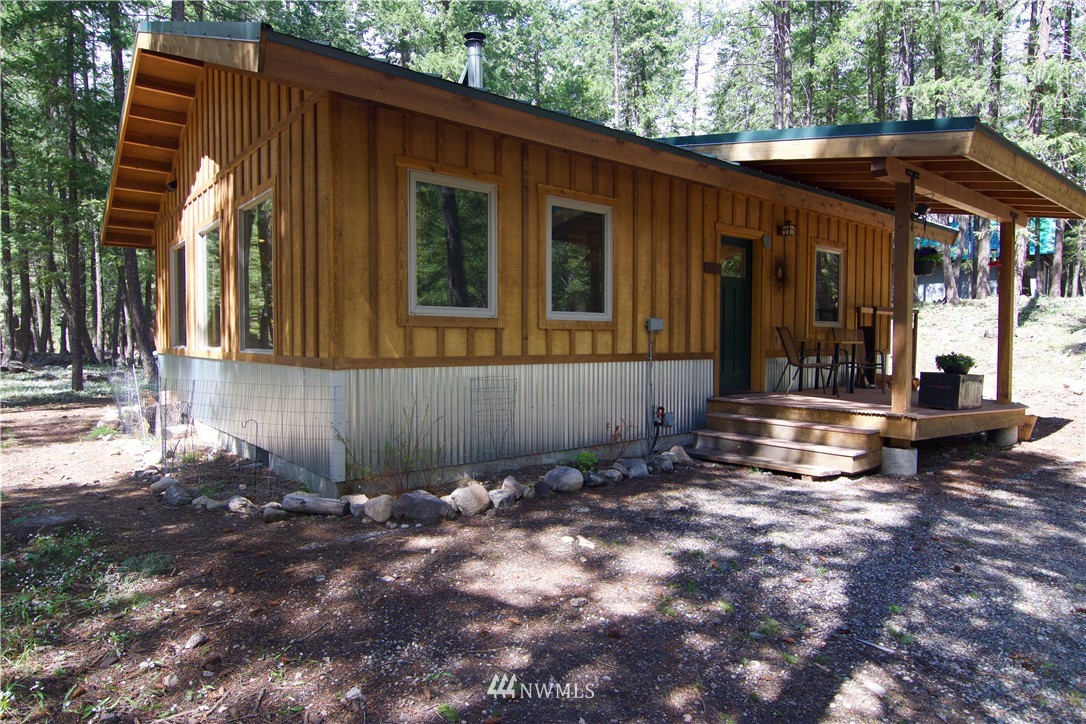 4 Rainbow Road Mazama, WA 98833 - Photo 3 of 25 Gallery Image 3