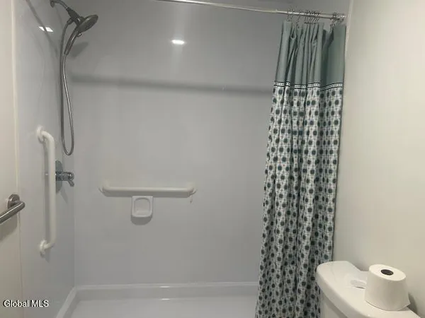 $1,600 | 24 Queen Ann Court, Queensbury, NY 12804