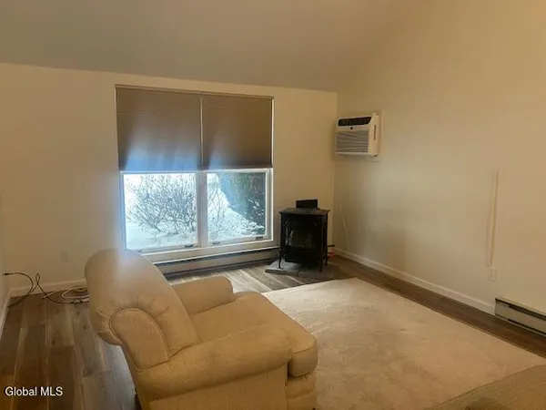 $1,600 | 24 Queen Ann Court, Queensbury, NY 12804