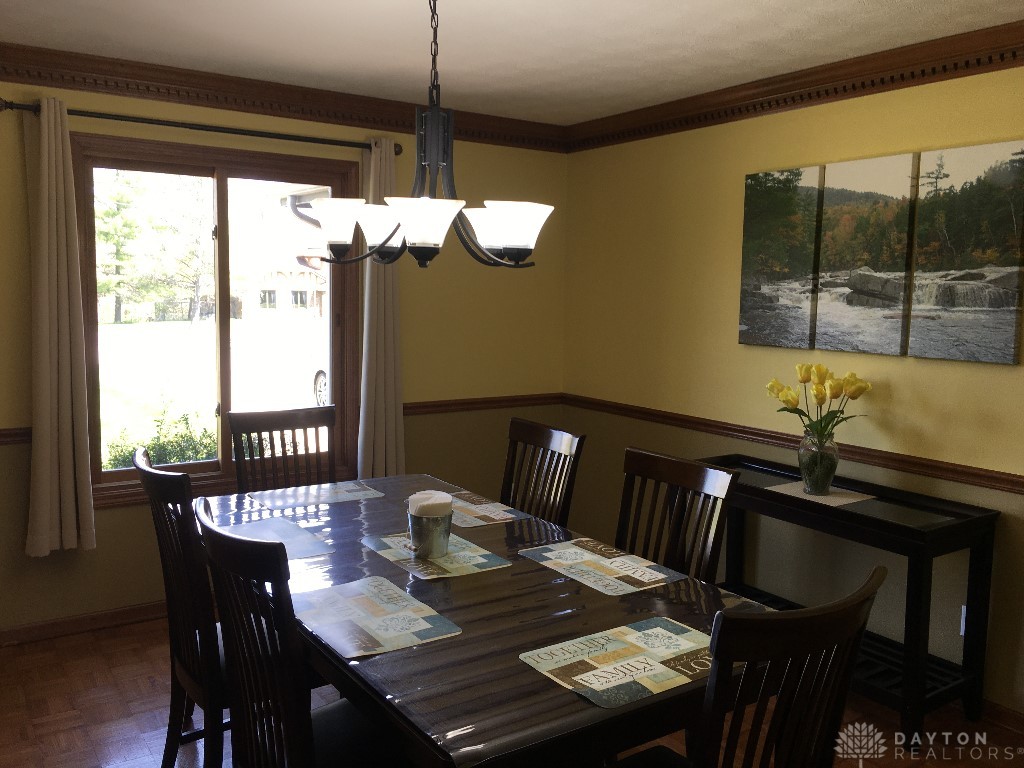 2549 Lantz Road Beavercreek, OH 45434 - Photo 4 of 20