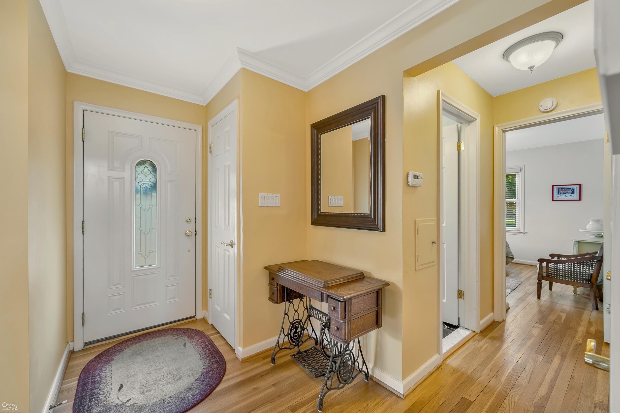 1038 Hawthorne Road Grosse Pointe Woods, MI 48236 - Photo 12 of 61