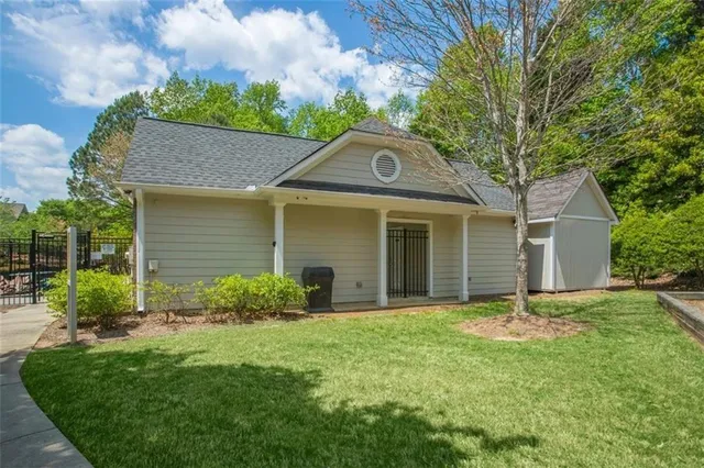$3,200 | 2335 Winthrope Way Drive, Alpharetta, GA 30009