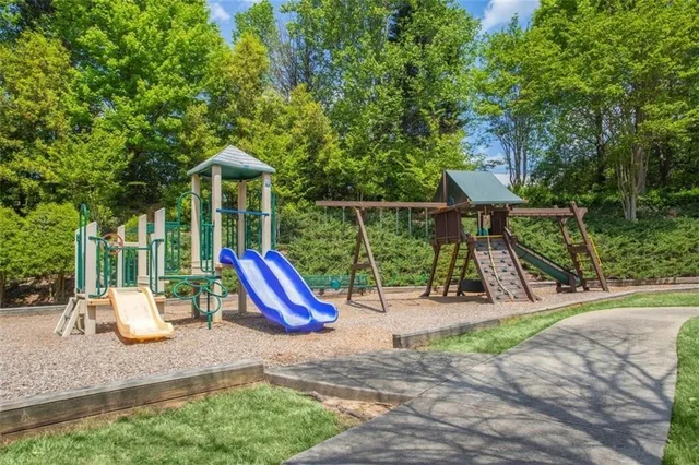 $3,200 | 2335 Winthrope Way Drive, Alpharetta, GA 30009