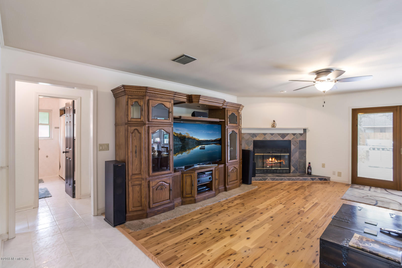 1420 Satsuma Road St. Johns, FL 32259 - Photo 3 of 20 Living Room