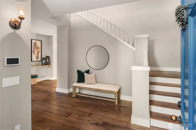 $3,050,000 | 26133 Northeast 34th Street, Redmond, WA 98053