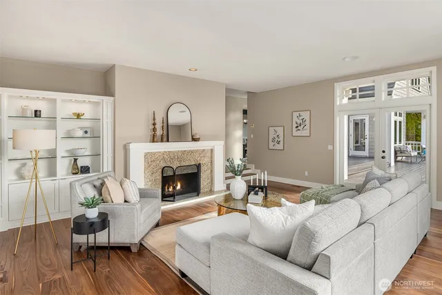 $3,050,000 | 26133 Northeast 34th Street, Redmond, WA 98053