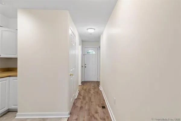 $2,500 | 86 Howe Street, Unit A, New Haven, CT 06511