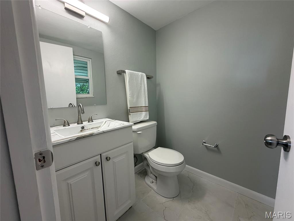 4828 Reavis Barracks Road St. Louis, MO 63123 - Photo 11 of 30
